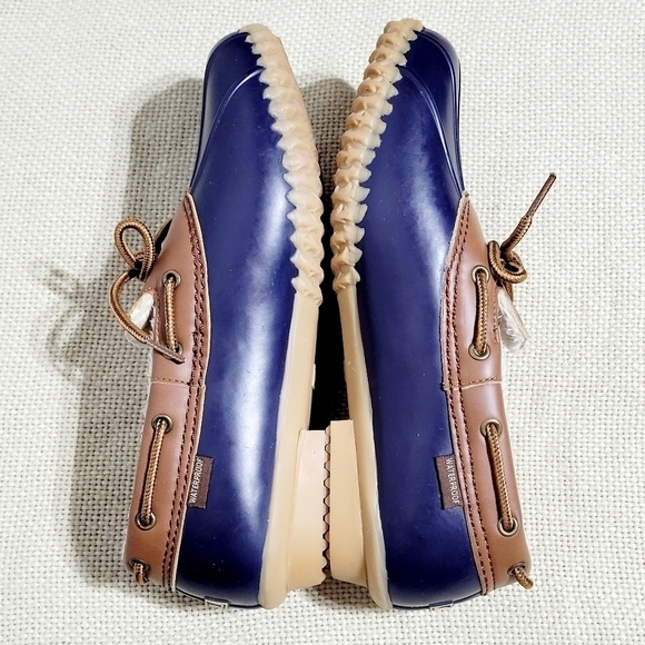 NWOT JBU Women's Gwen Garden / Duck Shoe Waterproof (9M) - Picture 4 of 7